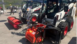 Мини-погрузчики в наличии. Большой выбор навесного оборудования